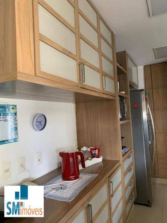 Apartamento à venda com 3 quartos, 154m² - Foto 9