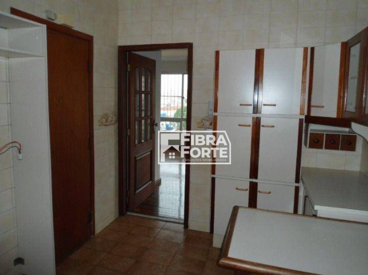 Apartamento à venda com 3 quartos, 127m² - Foto 10