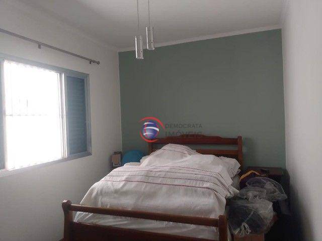 Sobrado à venda com 3 quartos, 170m² - Foto 4