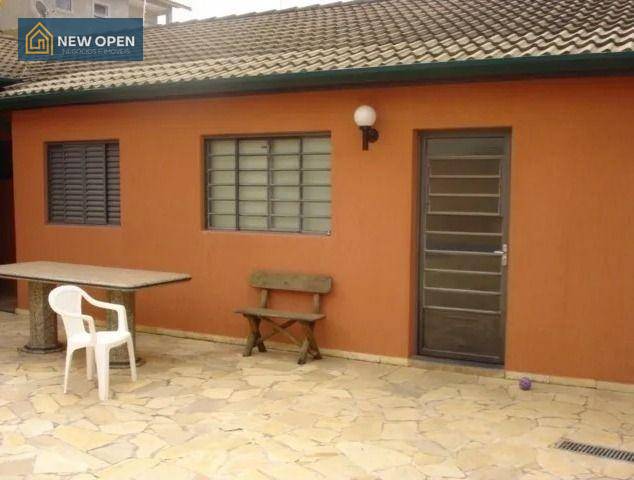 Casa à venda com 3 quartos, 230m² - Foto 22