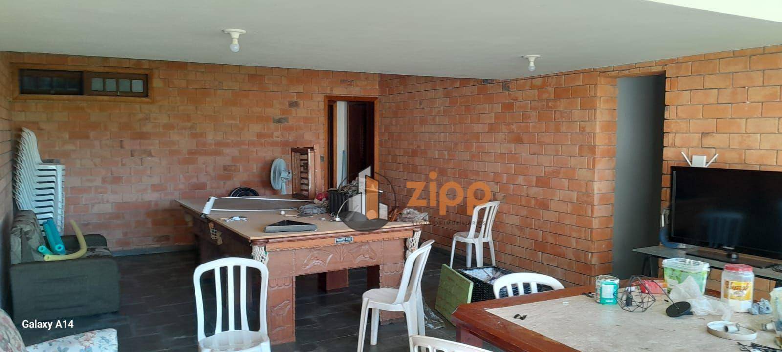 Sobrado para alugar com 4 quartos, 367m² - Foto 9