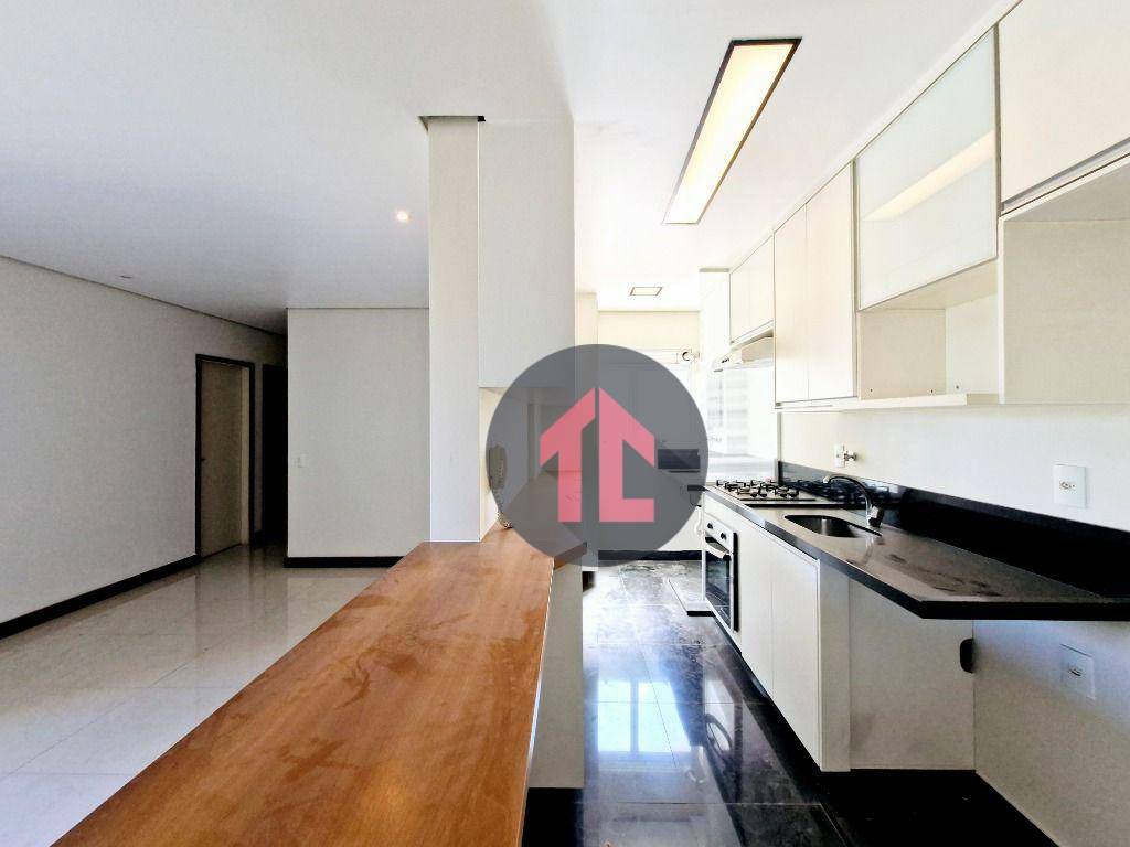 Apartamento à venda e aluguel com 3 quartos, 75m² - Foto 9