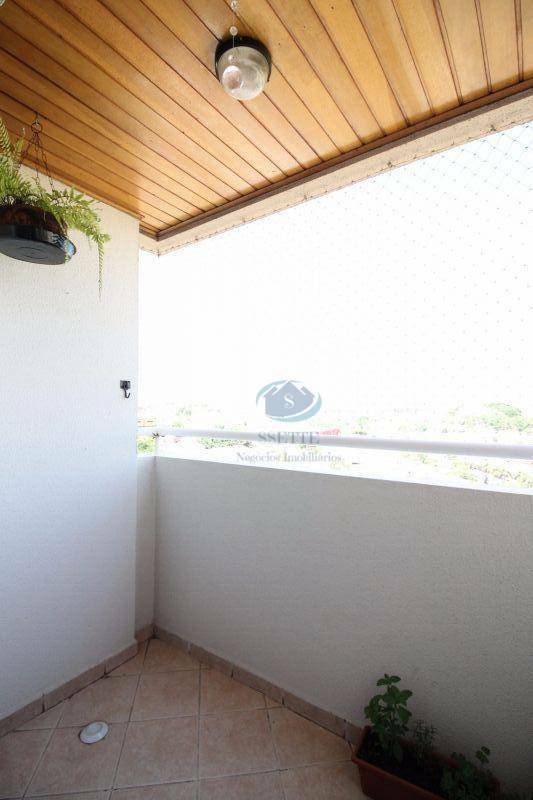 Apartamento à venda com 3 quartos, 72m² - Foto 8