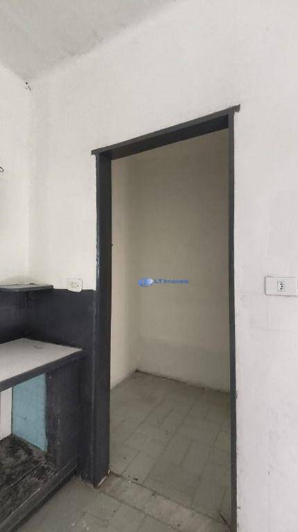 Casa para alugar com 3 quartos, 175m² - Foto 20