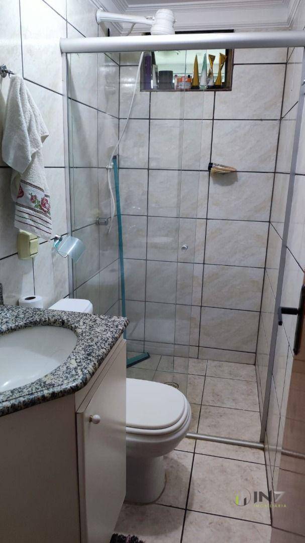 Apartamento à venda com 3 quartos, 71m² - Foto 2