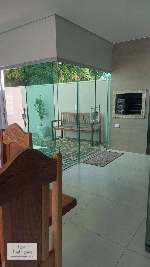 Sobrado à venda com 3 quartos, 177m² - Foto 2