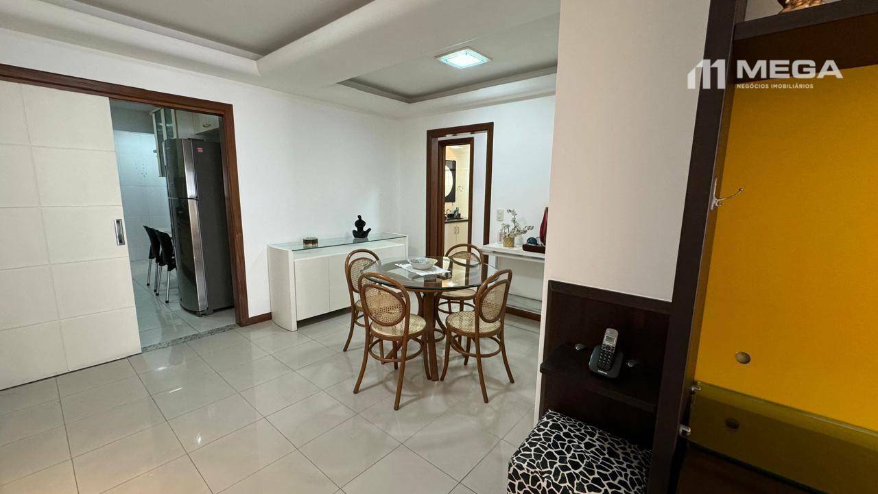 Apartamento à venda com 3 quartos, 156m² - Foto 15