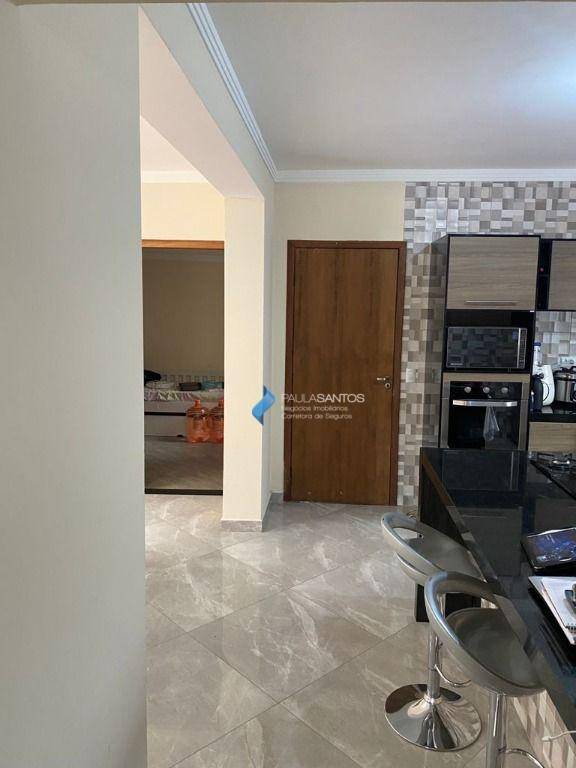 Casa à venda com 3 quartos, 271m² - Foto 8