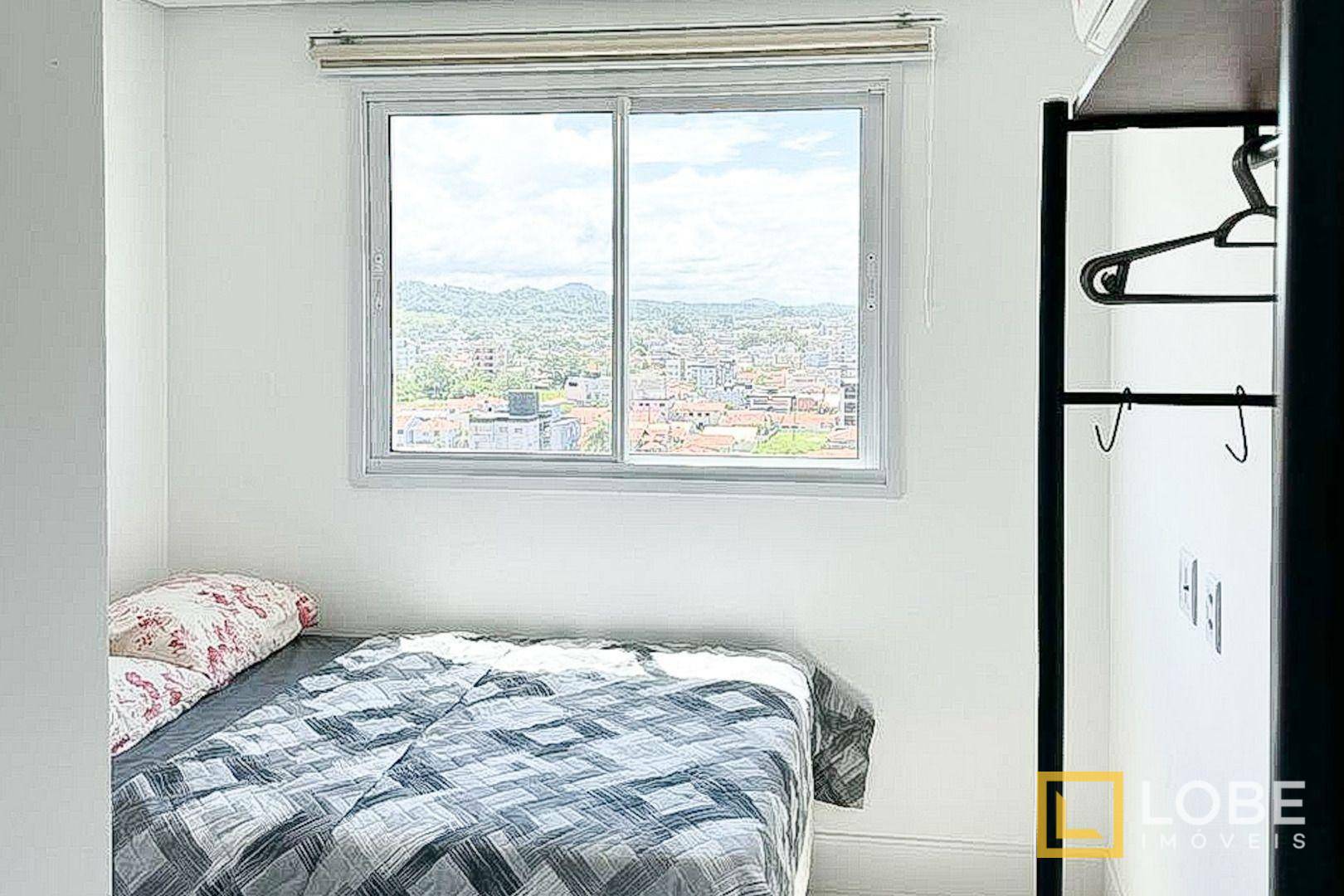 Apartamento à venda com 3 quartos, 137m² - Foto 13