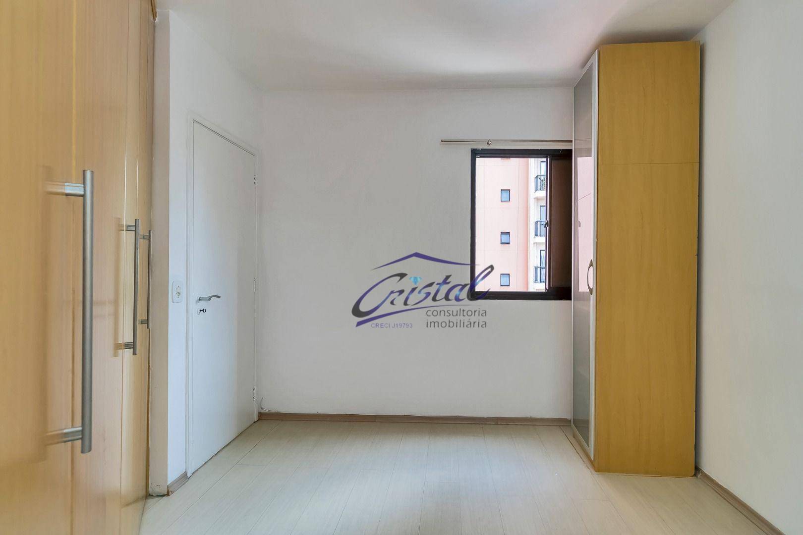 Apartamento à venda com 3 quartos, 76m² - Foto 17