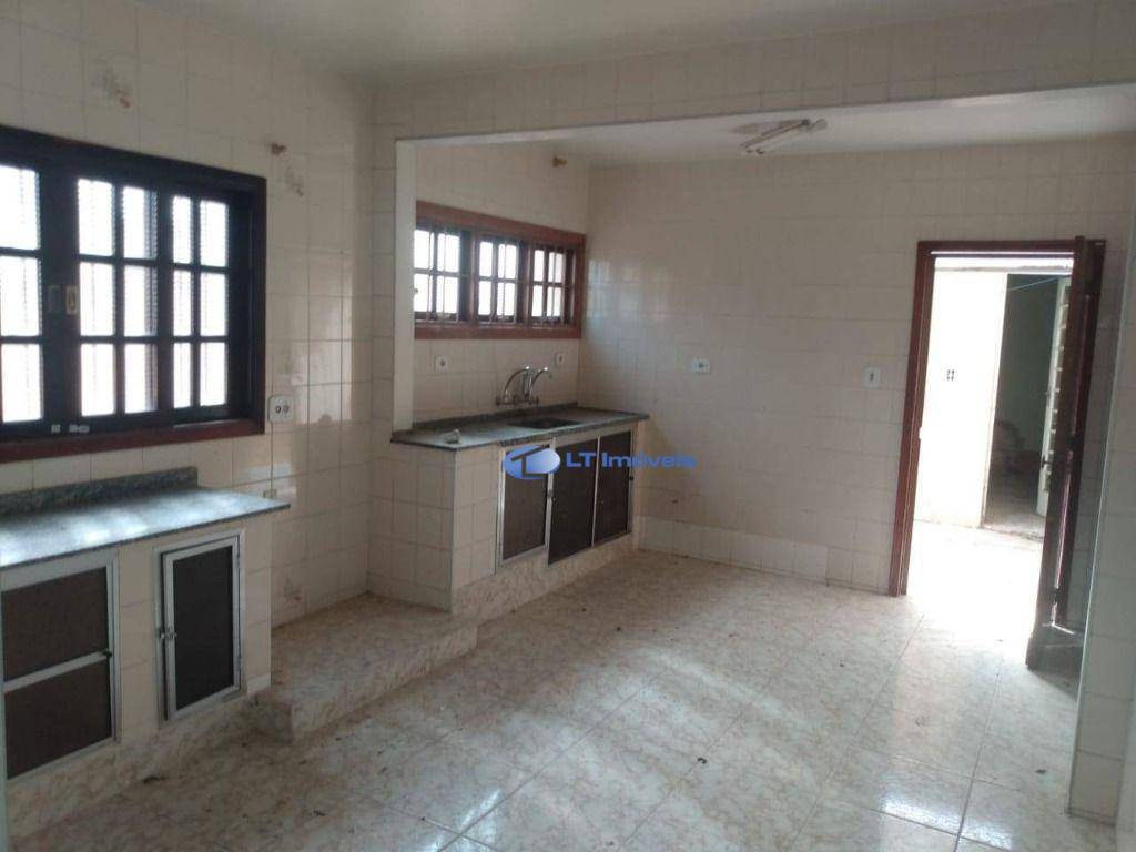 Casa à venda com 3 quartos, 158m² - Foto 10