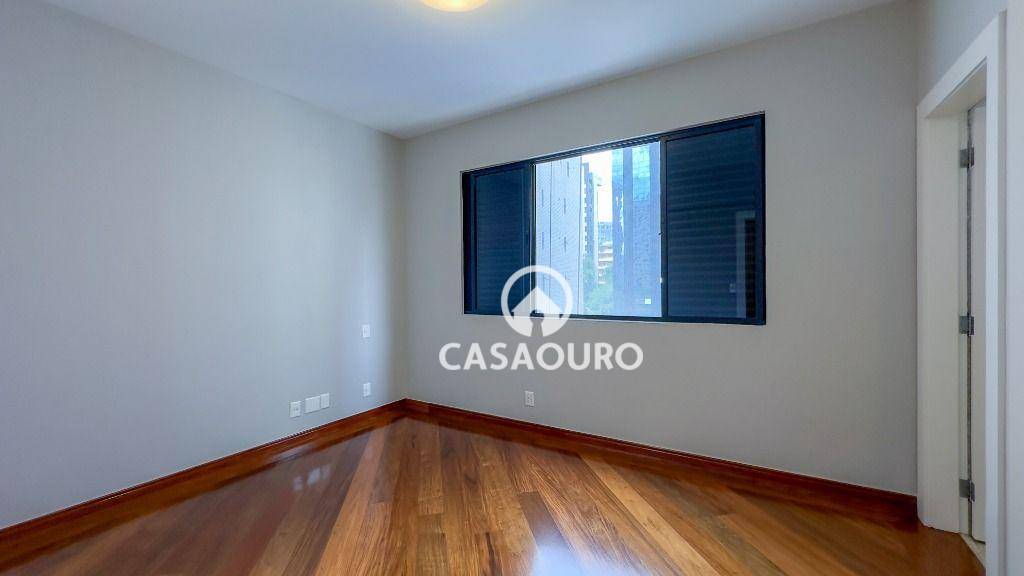 Apartamento à venda com 4 quartos, 280m² - Foto 19