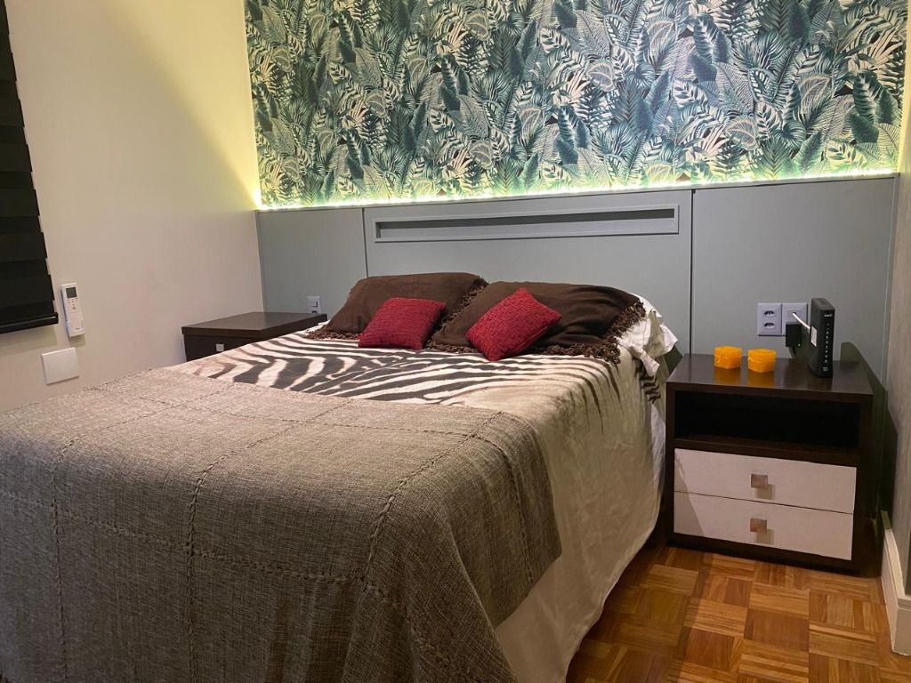 Apartamento para alugar com 2 quartos, 95m² - Foto 12