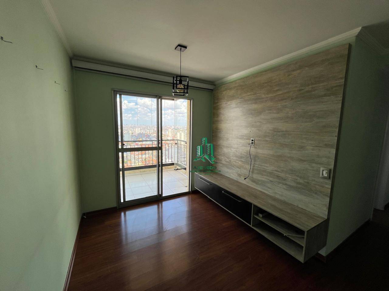 Apartamento à venda com 3 quartos, 76m² - Foto 2