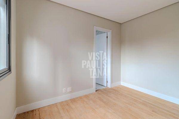 Apartamento à venda com 3 quartos, 200m² - Foto 12