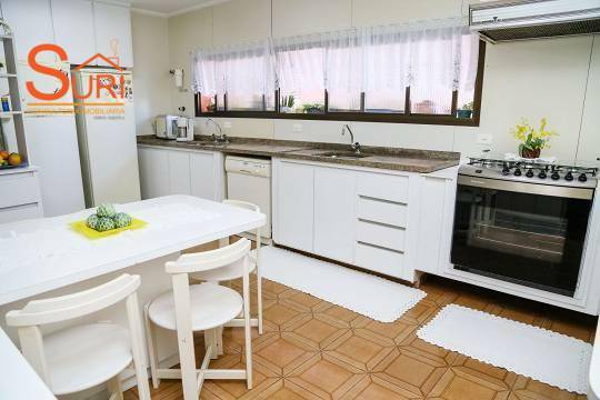 Apartamento à venda com 3 quartos, 183m² - Foto 7