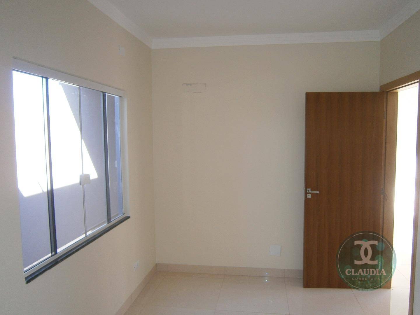 Casa à venda com 2 quartos, 70m² - Foto 9