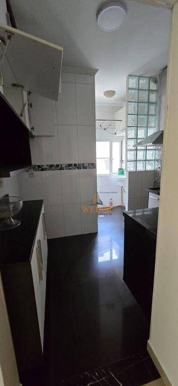 Apartamento à venda com 2 quartos, 69m² - Foto 8