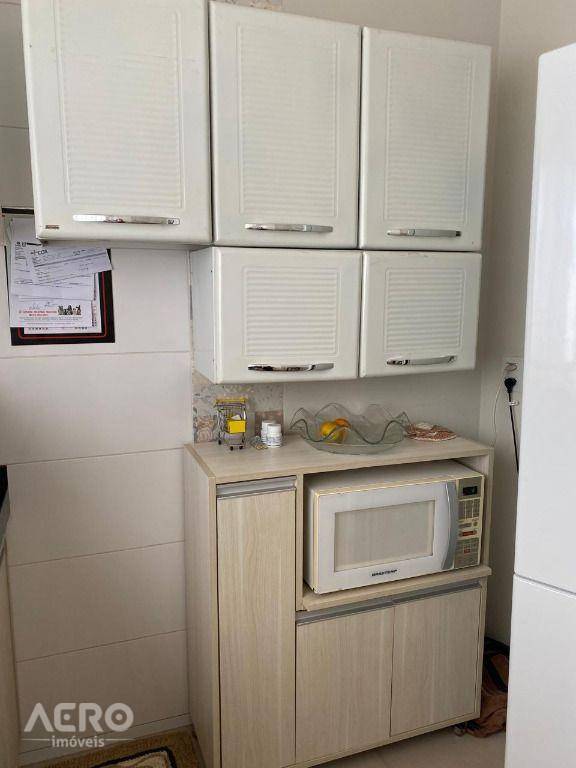 Casa à venda com 3 quartos, 169m² - Foto 21