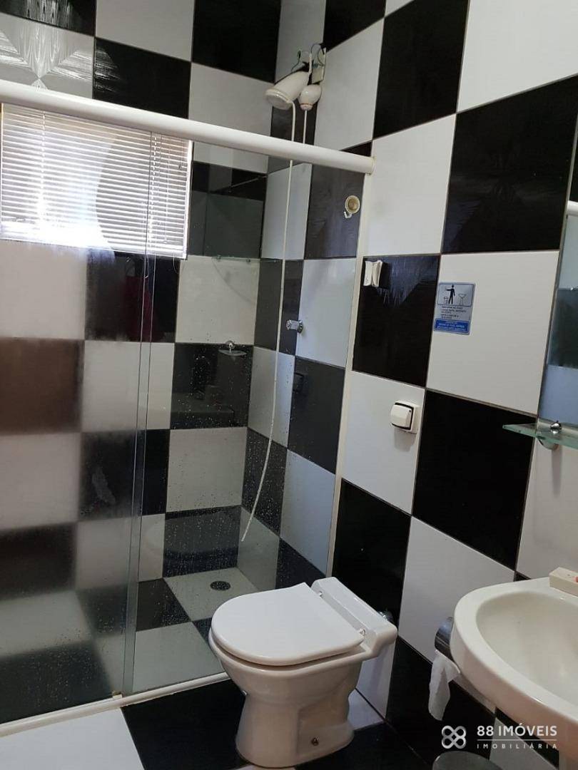 Casa à venda com 3 quartos, 180m² - Foto 6