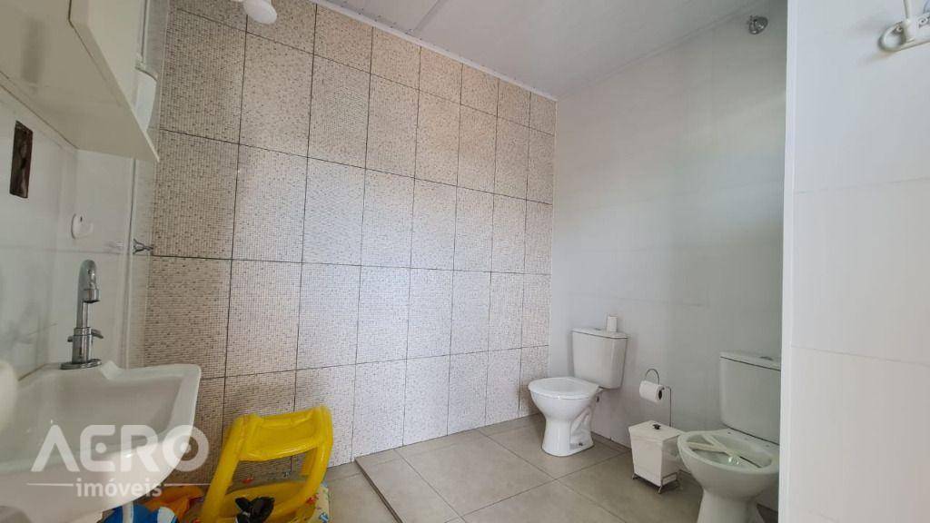 Casa à venda com 2 quartos, 150m² - Foto 17