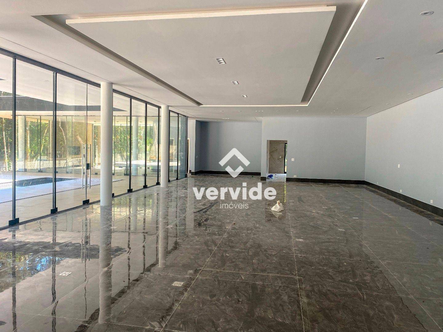 Casa à venda com 4 quartos, 740m² - Foto 11