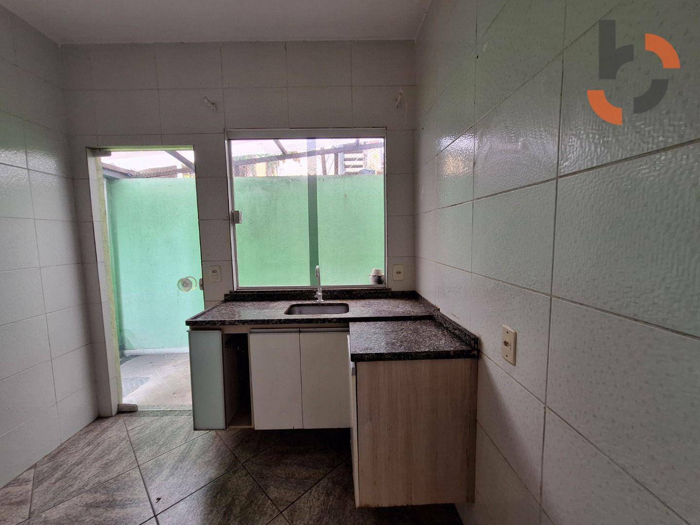 Casa à venda com 2 quartos, 60m² - Foto 17