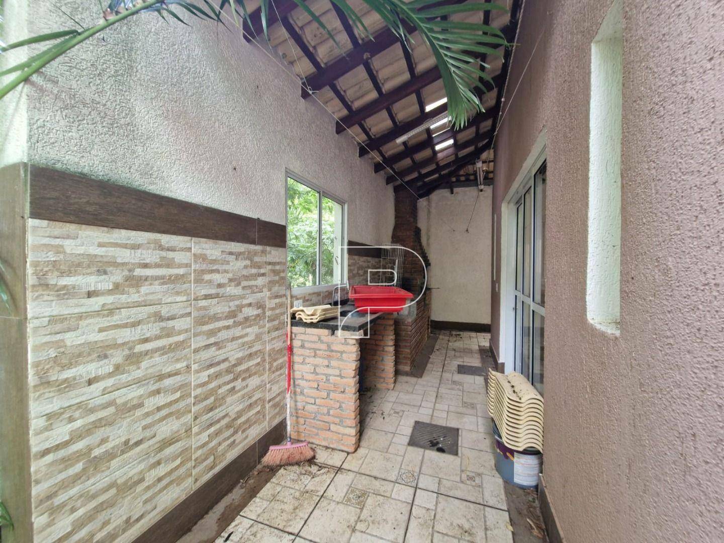 Casa de Condomínio à venda com 3 quartos, 220m² - Foto 30