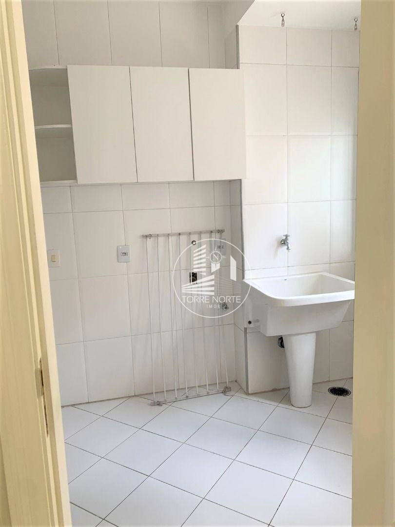 Apartamento para alugar com 4 quartos, 360m² - Foto 21