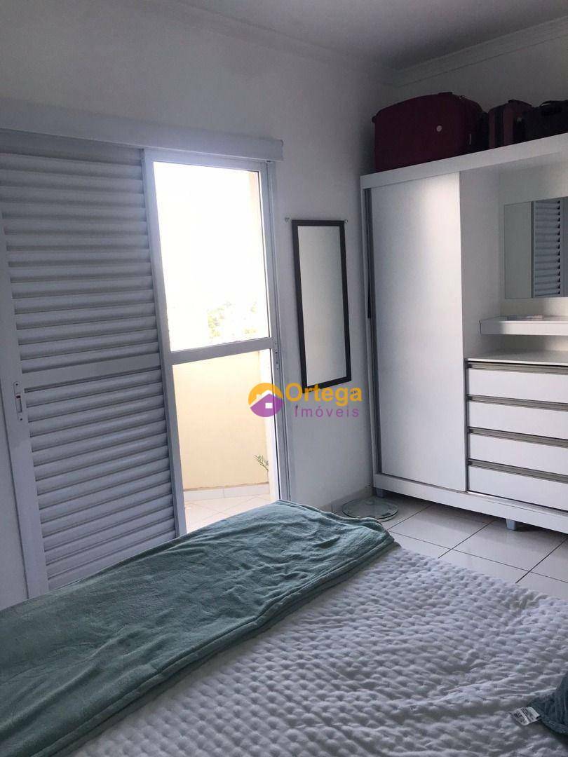 Apartamento à venda com 2 quartos, 66m² - Foto 7