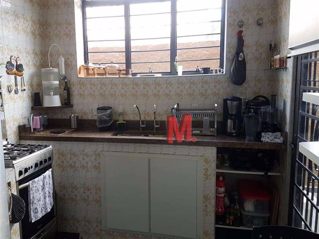 Casa à venda com 4 quartos, 350m² - Foto 13