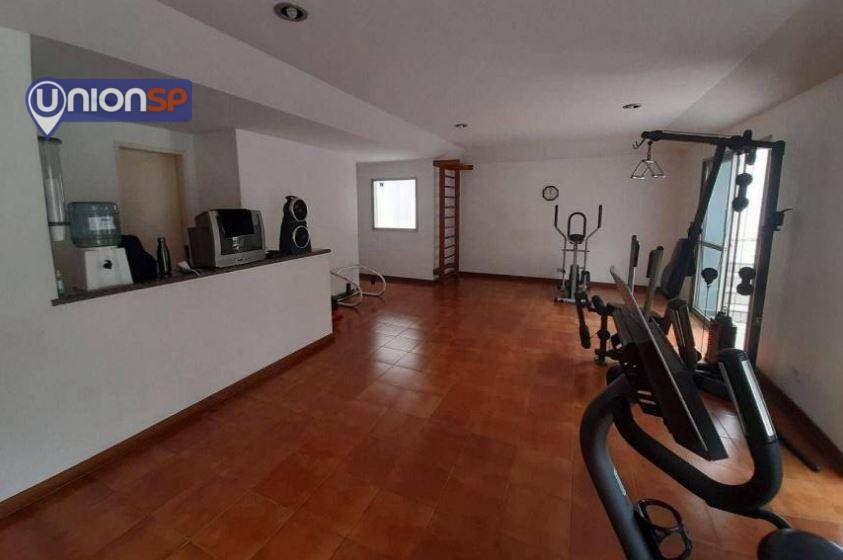 Apartamento à venda com 3 quartos, 235m² - Foto 19