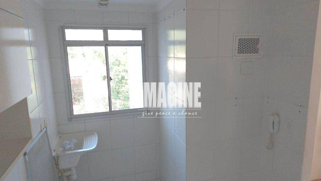 Apartamento à venda com 3 quartos, 52m² - Foto 18