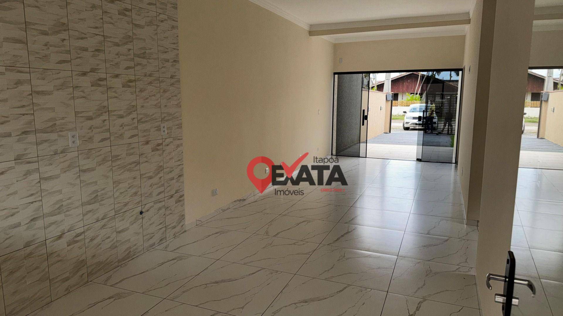 Casa à venda com 3 quartos, 81m² - Foto 4