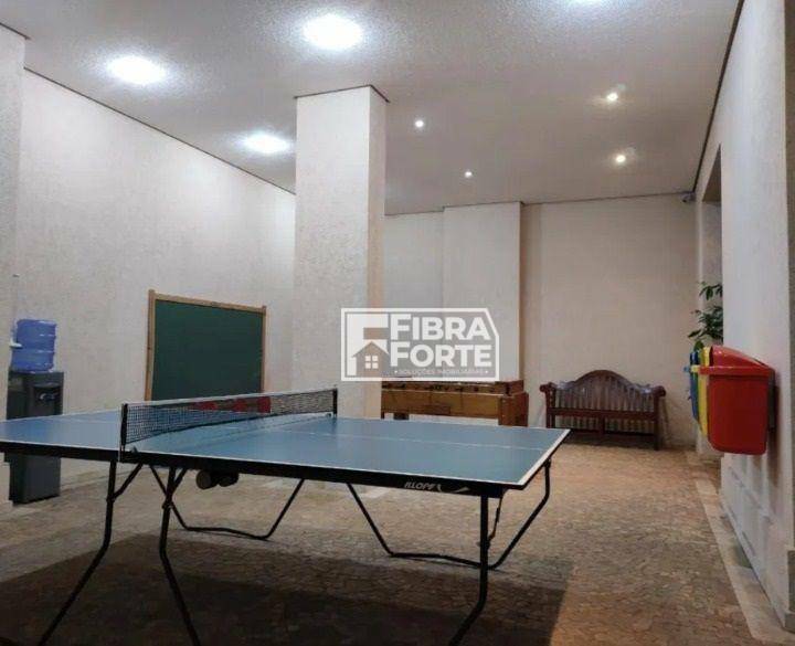 Apartamento para alugar com 4 quartos, 148m² - Foto 24