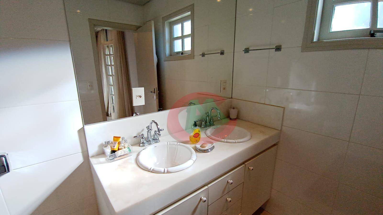 Chácara à venda com 5 quartos, 685m² - Foto 19