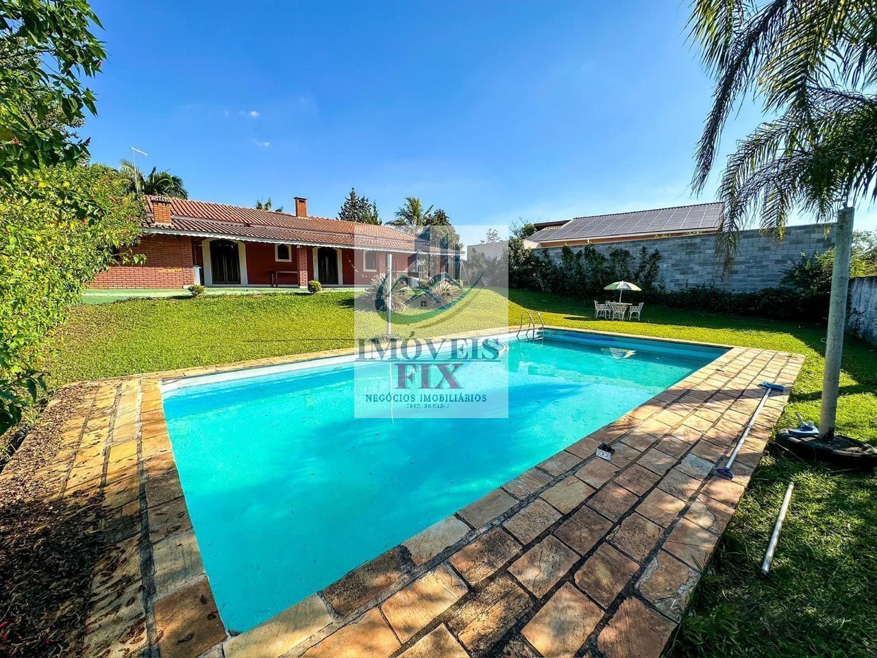 Chácara à venda com 4 quartos, 150m² - Foto 1