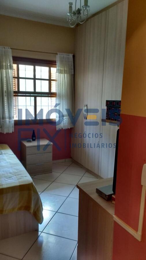 Casa de Condomínio à venda com 3 quartos, 290m² - Foto 23