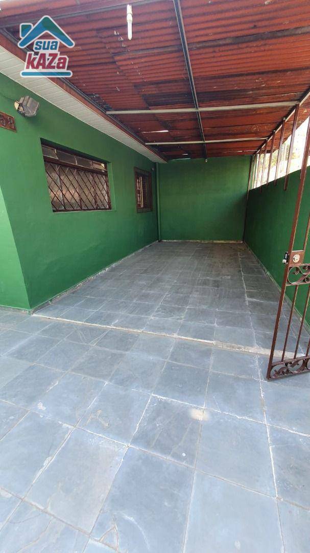 Casa à venda com 2 quartos, 80m² - Foto 1