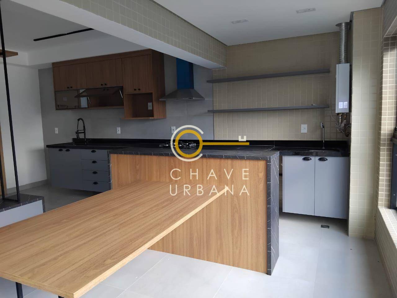 Apartamento à venda com 2 quartos, 65m² - Foto 1