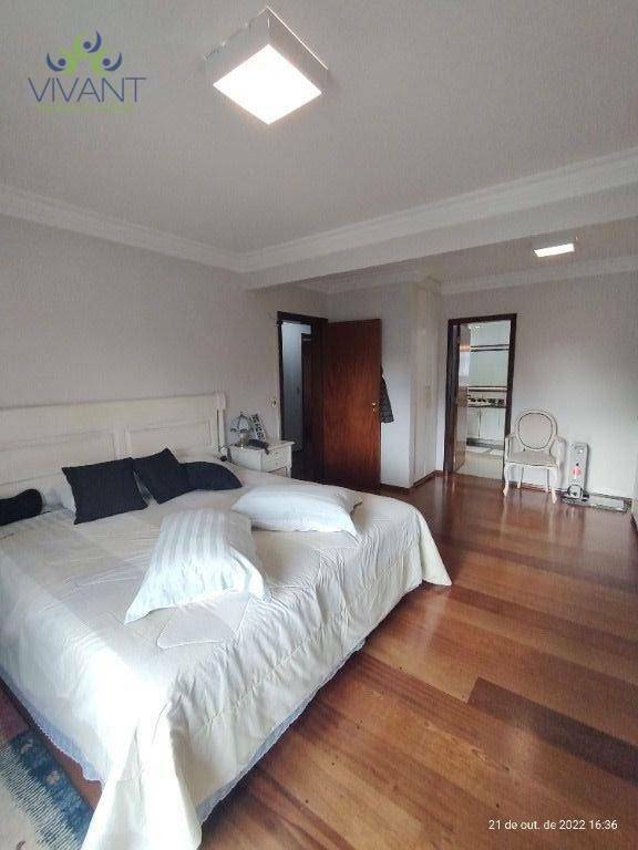 Apartamento à venda com 4 quartos, 256m² - Foto 27