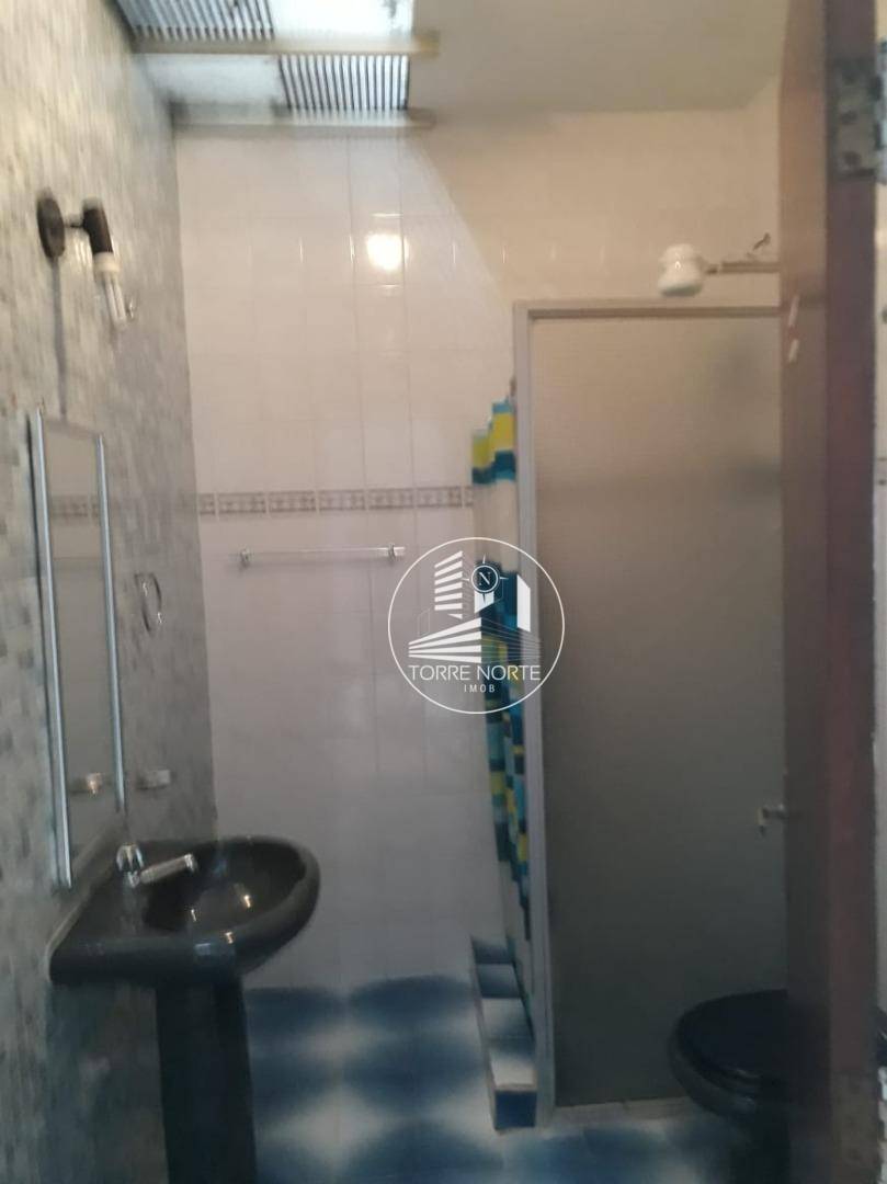 Sobrado à venda com 3 quartos, 180m² - Foto 11