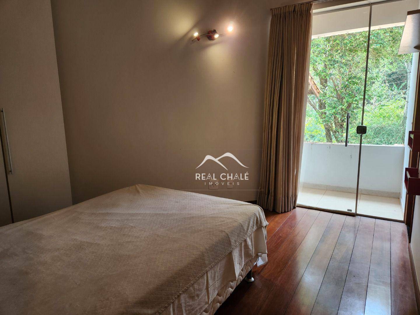 Casa de Condomínio à venda com 4 quartos, 475m² - Foto 16