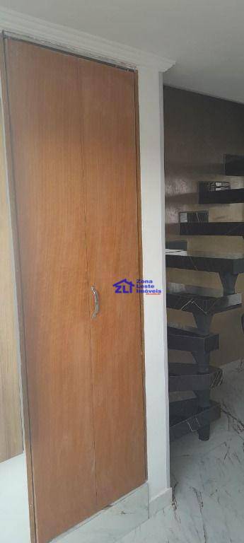 Apartamento à venda e aluguel com 2 quartos, 45m² - Foto 28