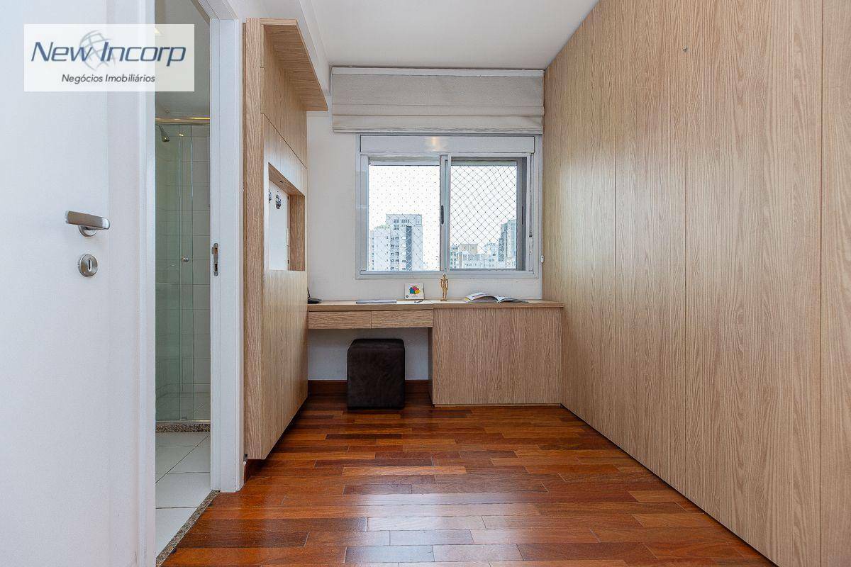 Apartamento à venda com 3 quartos, 135m² - Foto 25