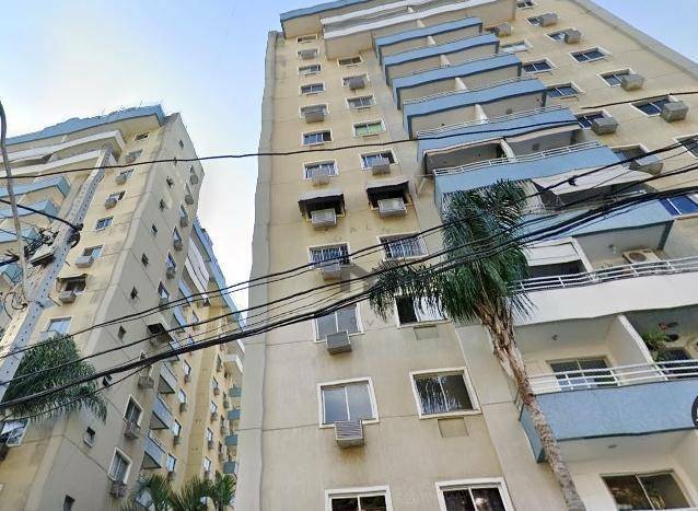 Apartamento à venda com 2 quartos, 104m² - Foto 17