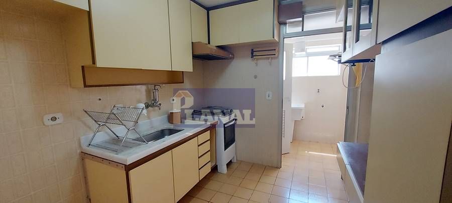 Apartamento à venda com 1 quarto, 46m² - Foto 11