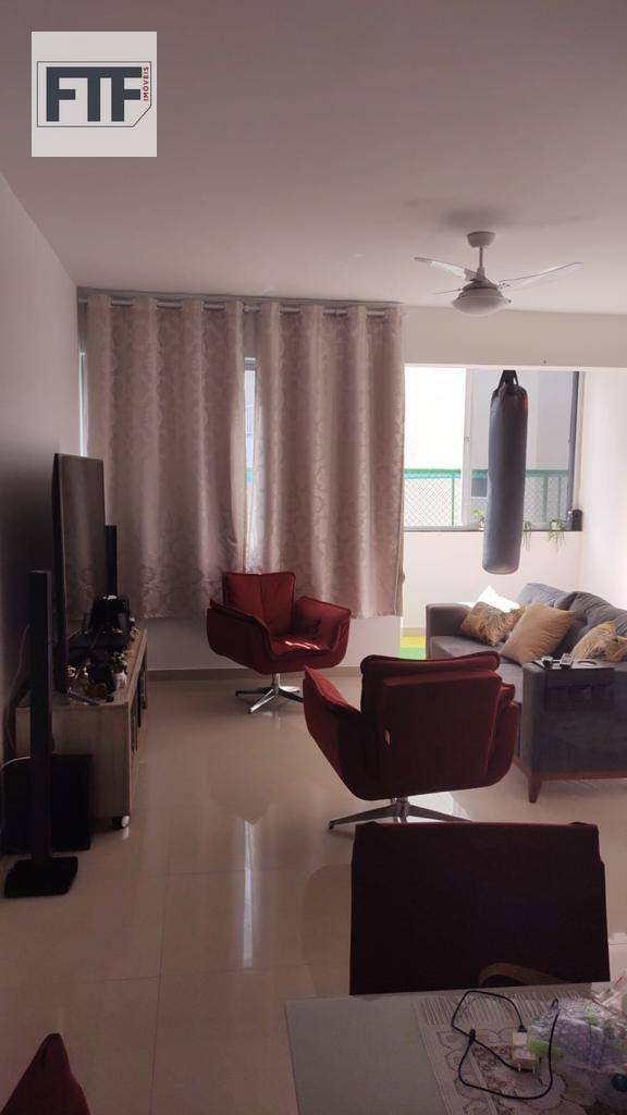 Apartamento à venda com 3 quartos, 114m² - Foto 1