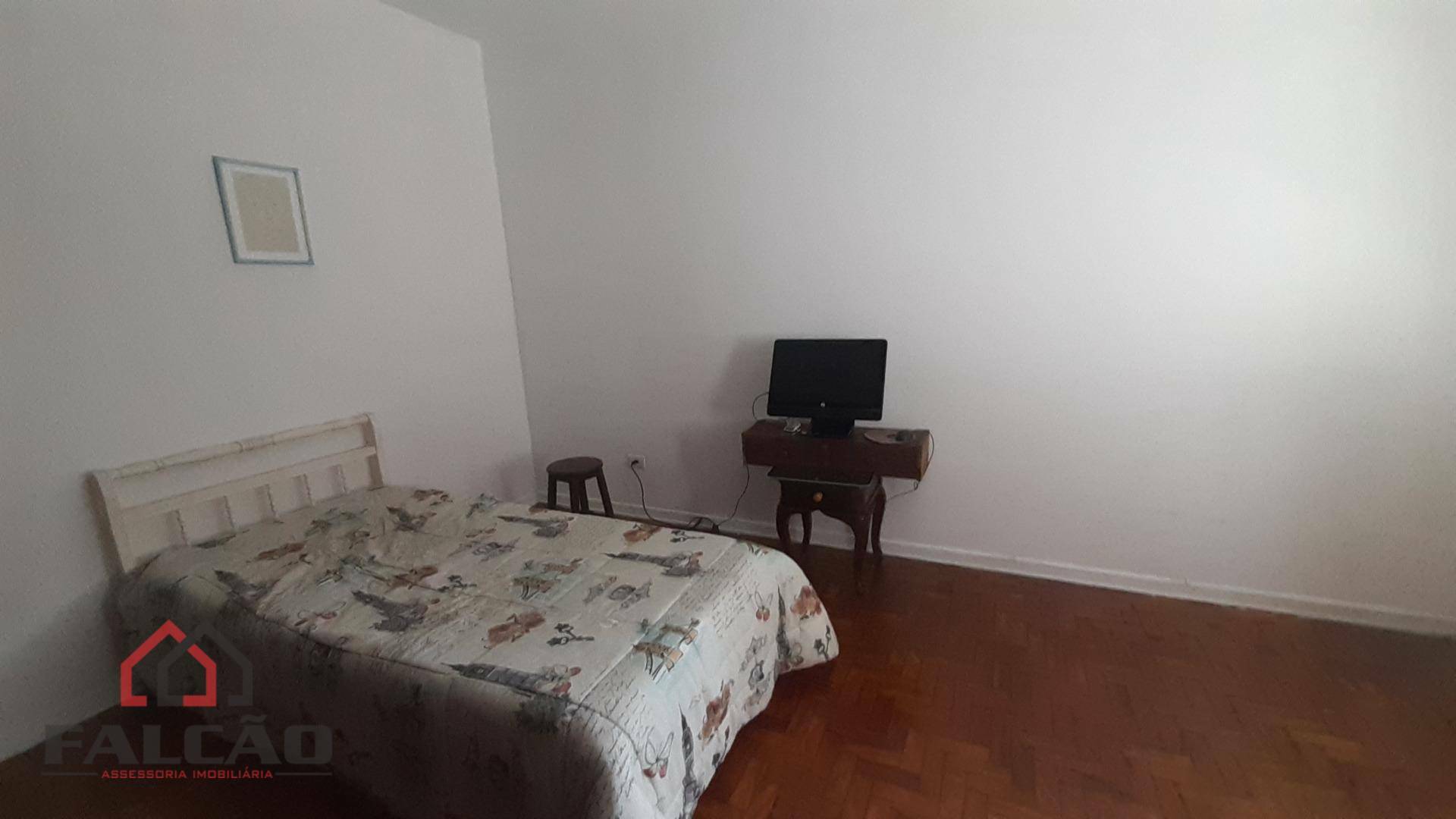 Apartamento à venda com 2 quartos, 62m² - Foto 4