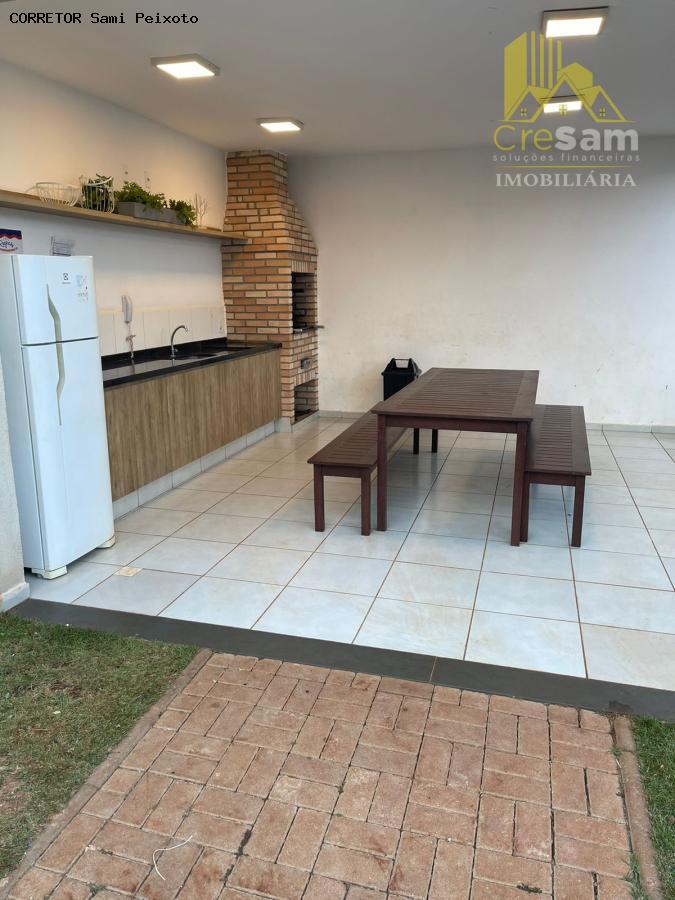 Apartamento para alugar com 2 quartos, 39m² - Foto 11